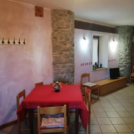 Casa vacanze La Tana Dell'orso Introd